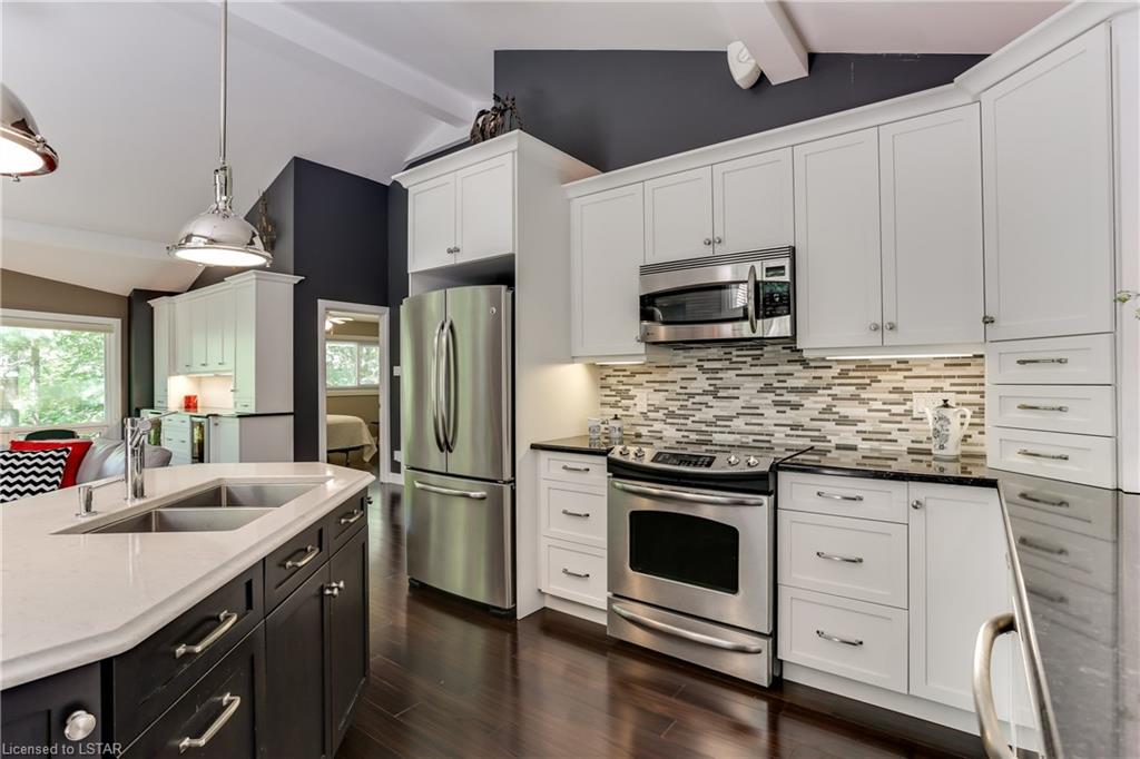 4 Frances Crescent
