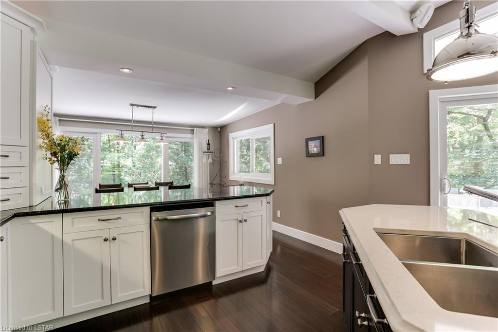 4 Frances Crescent