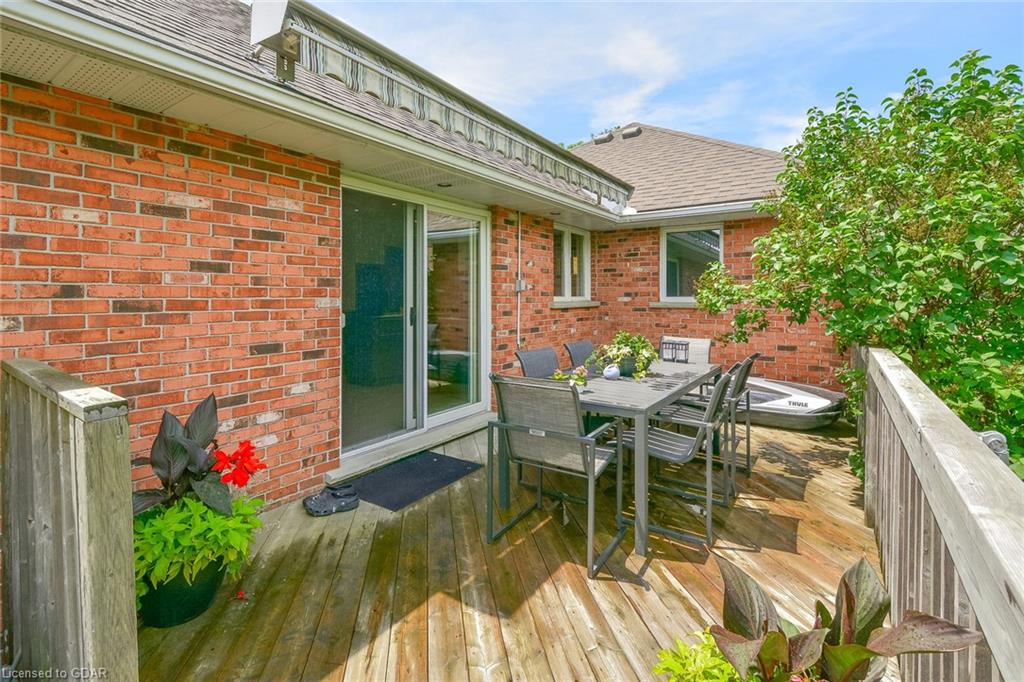 22 Lyle Place