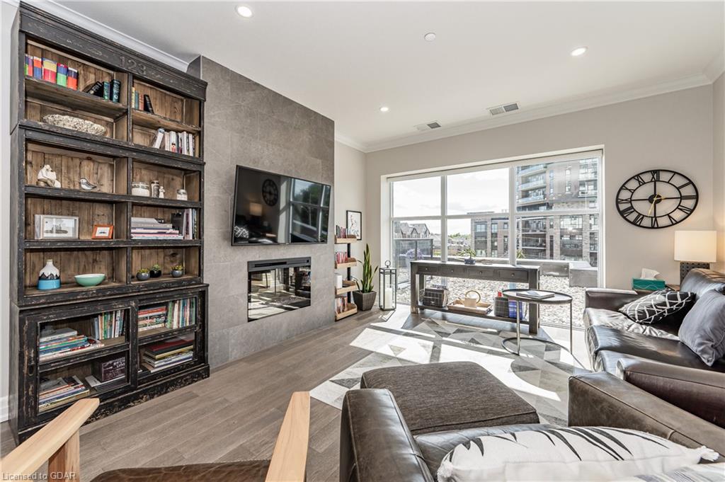 1878 Gordon Street, #303