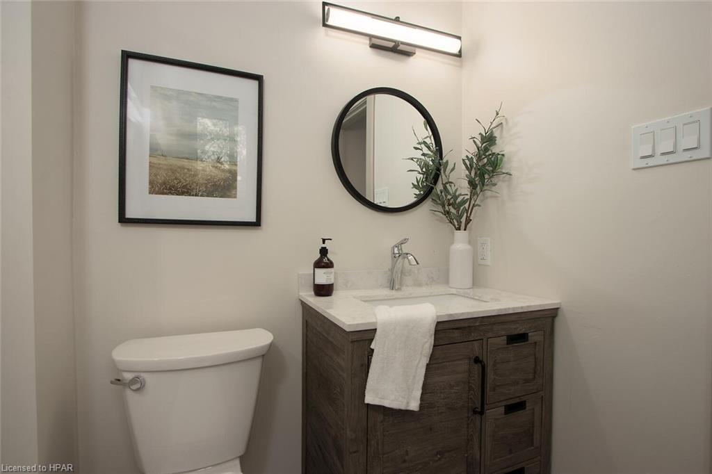 22 Cobourg Lane
