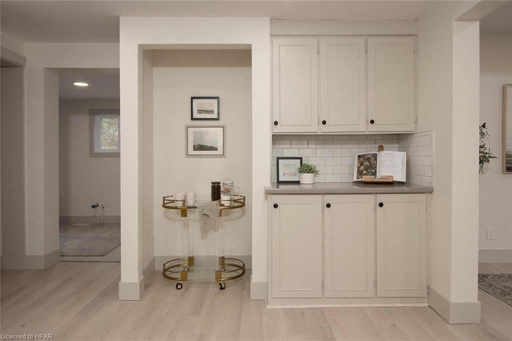 22 Cobourg Lane