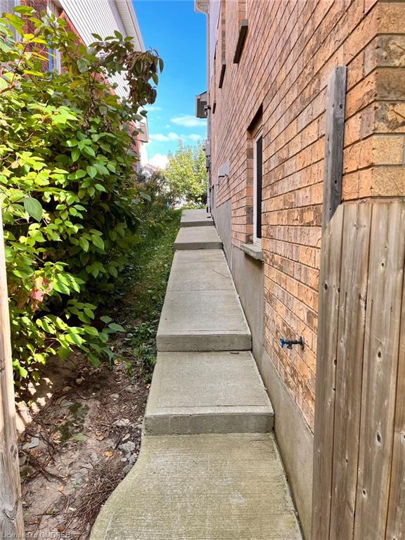 3 Drohan (Basement Unit) Drive