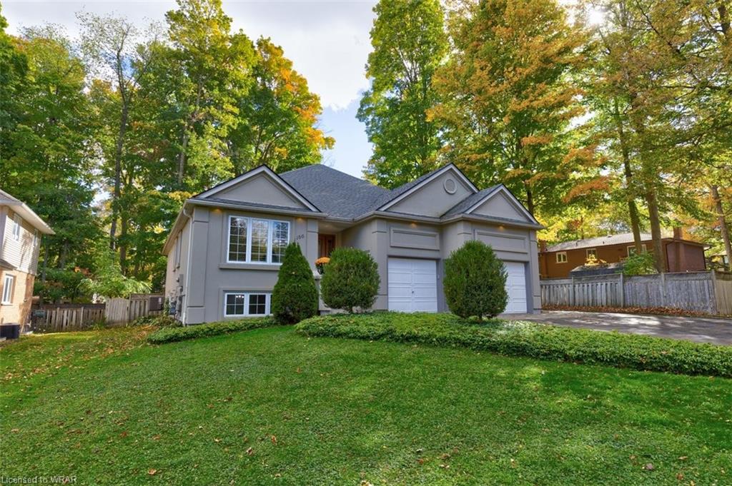 186 Corrie Crescent