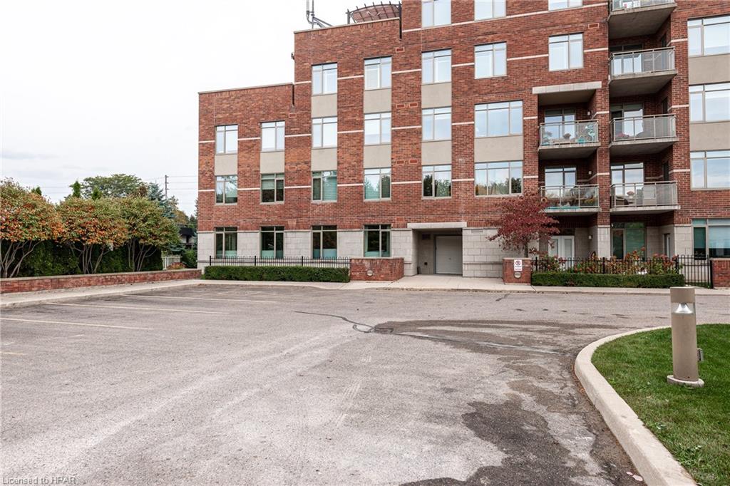 400 Romeo Street, #106