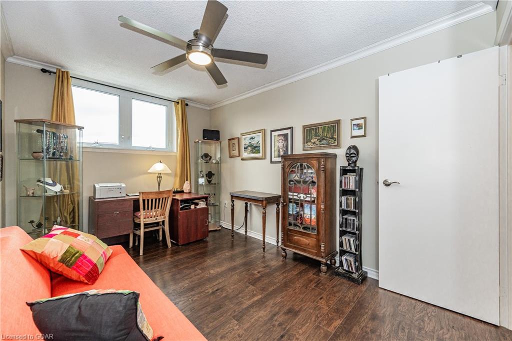 19 Woodlawn Road E, #516