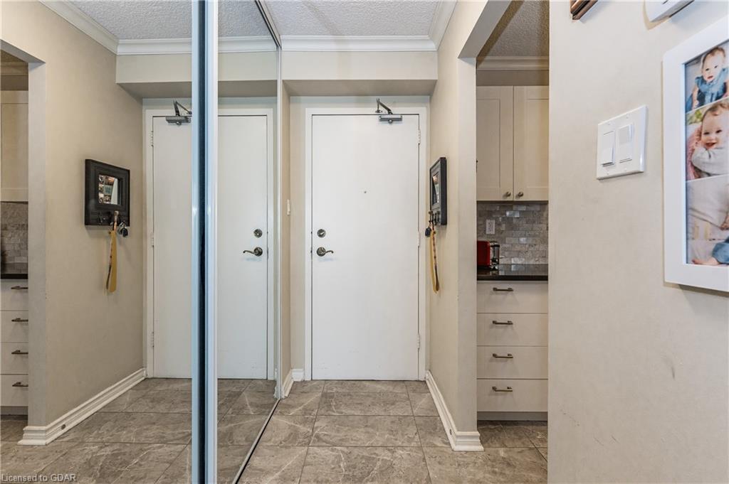 19 Woodlawn Road E, #516