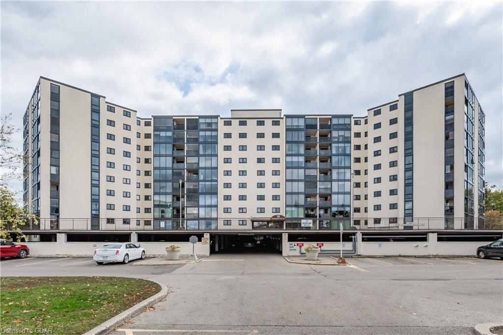 19 Woodlawn Road E, #516