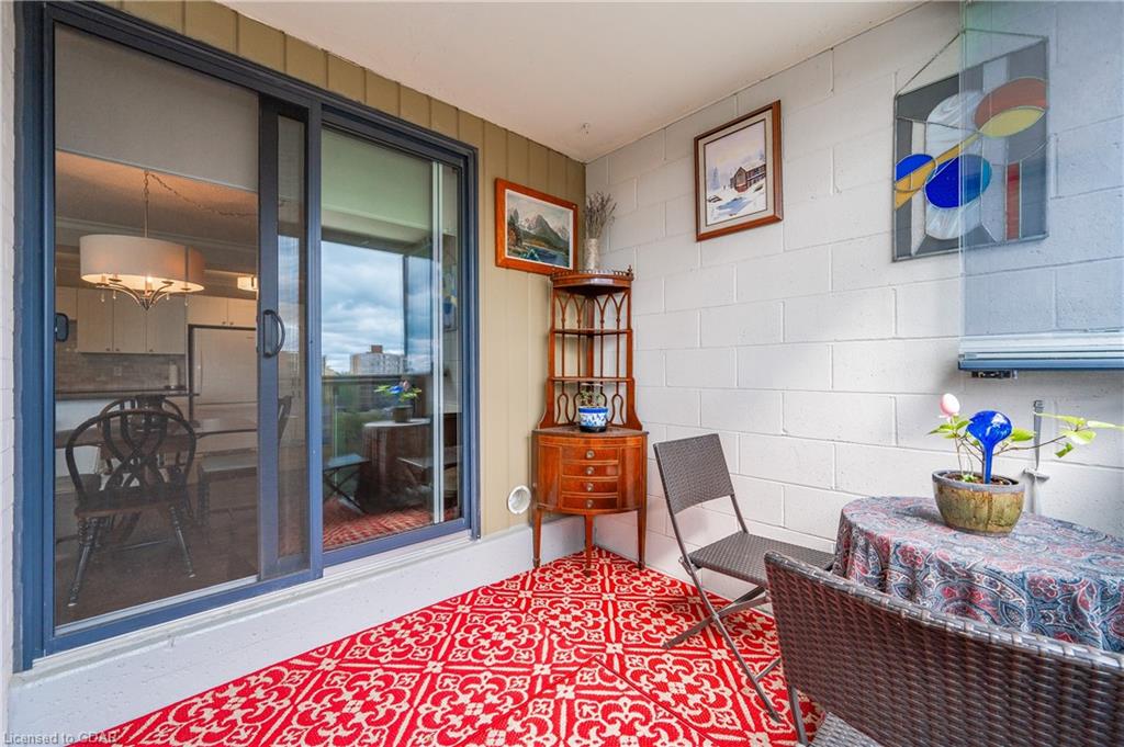 19 Woodlawn Road E, #516