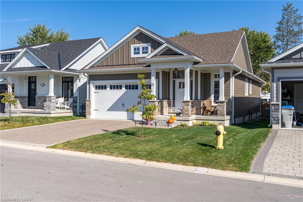 21 Creek Side Place