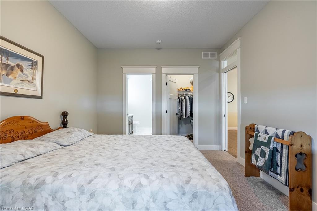 21 Creek Side Place