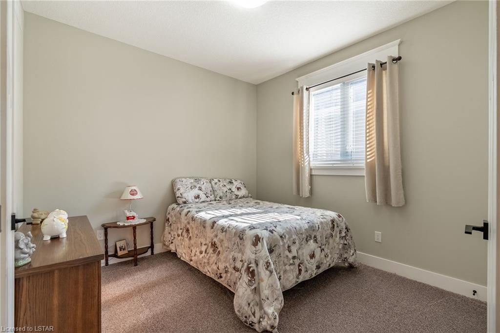 21 Creek Side Place
