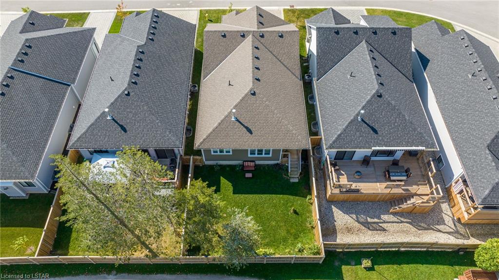 21 Creek Side Place