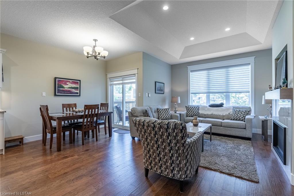 21 Creek Side Place