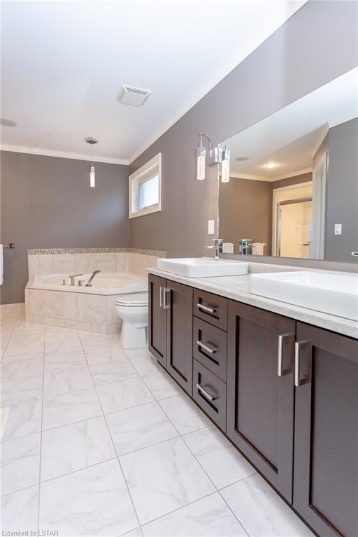 30 Ambleside Drive