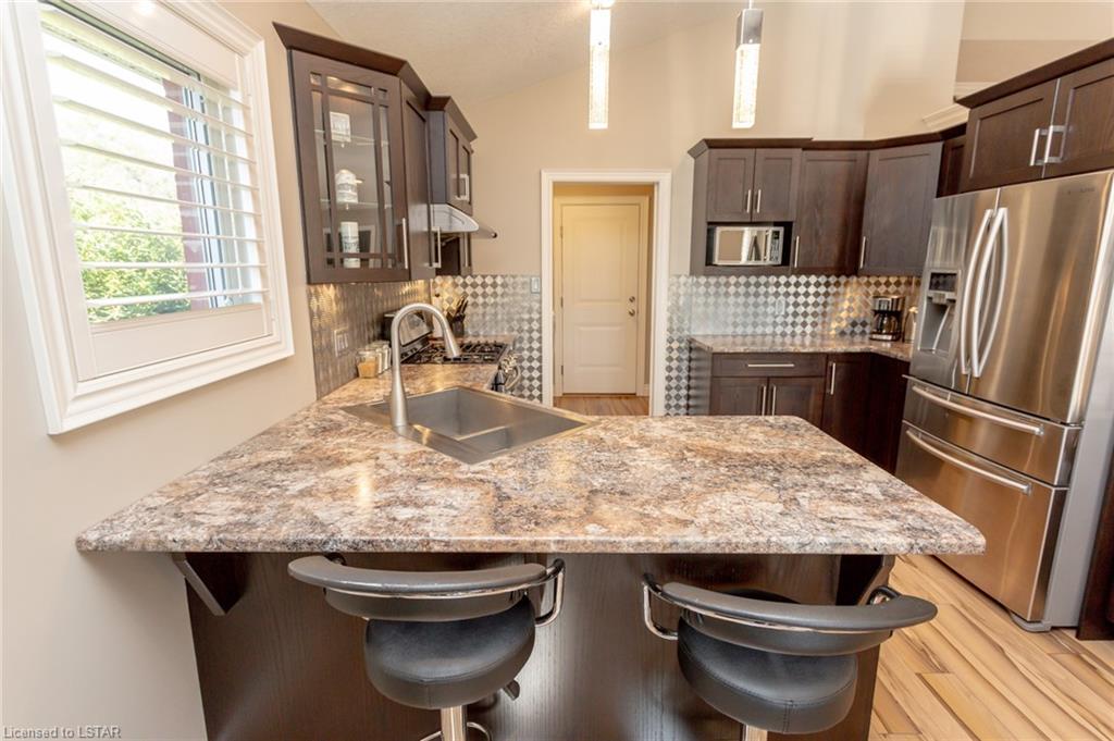 30 Ambleside Drive