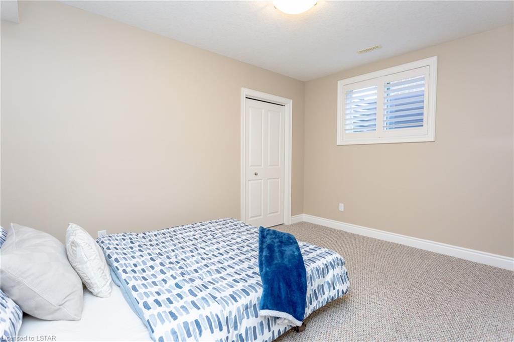 30 Ambleside Drive