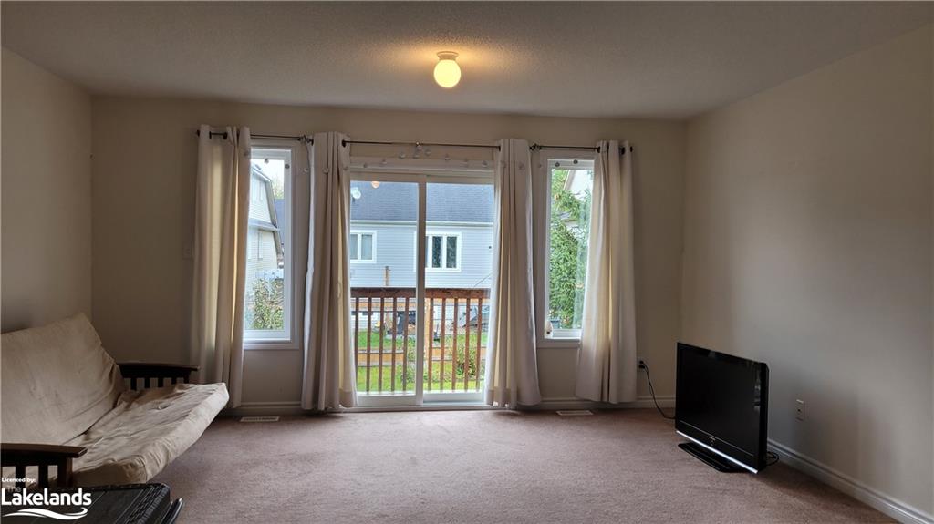 31 Grand Poplar Lane