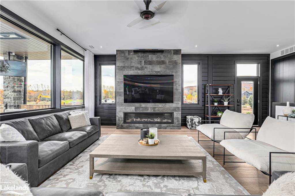 4 Raintree Court