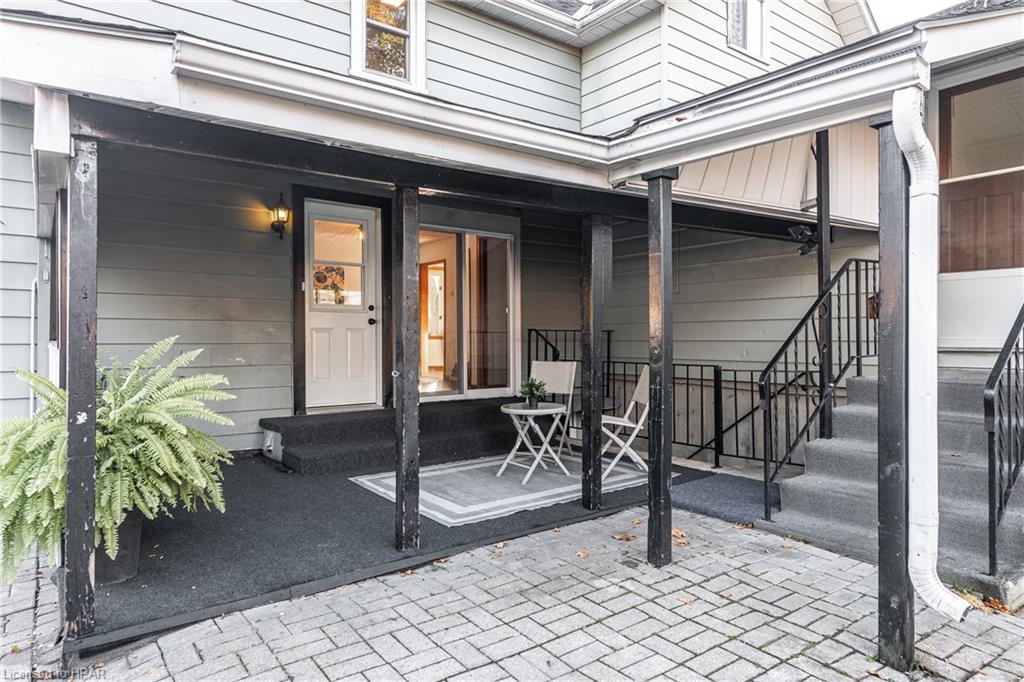 252 Queen Street