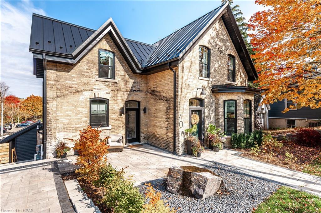 40 Daly Avenue