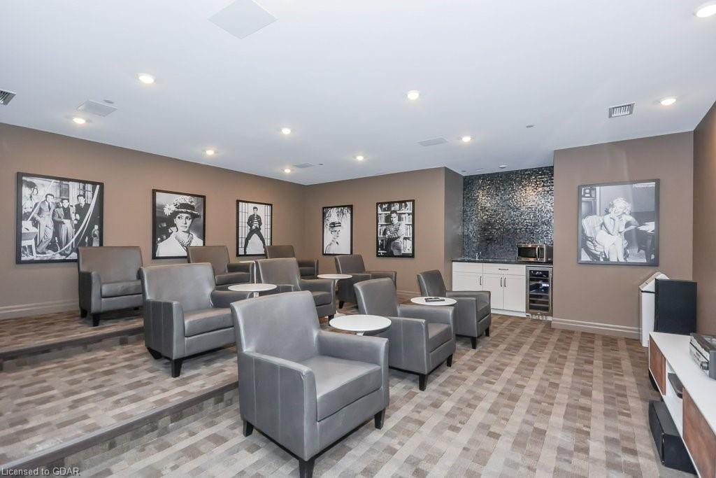 150 Wellington Street E, #1105