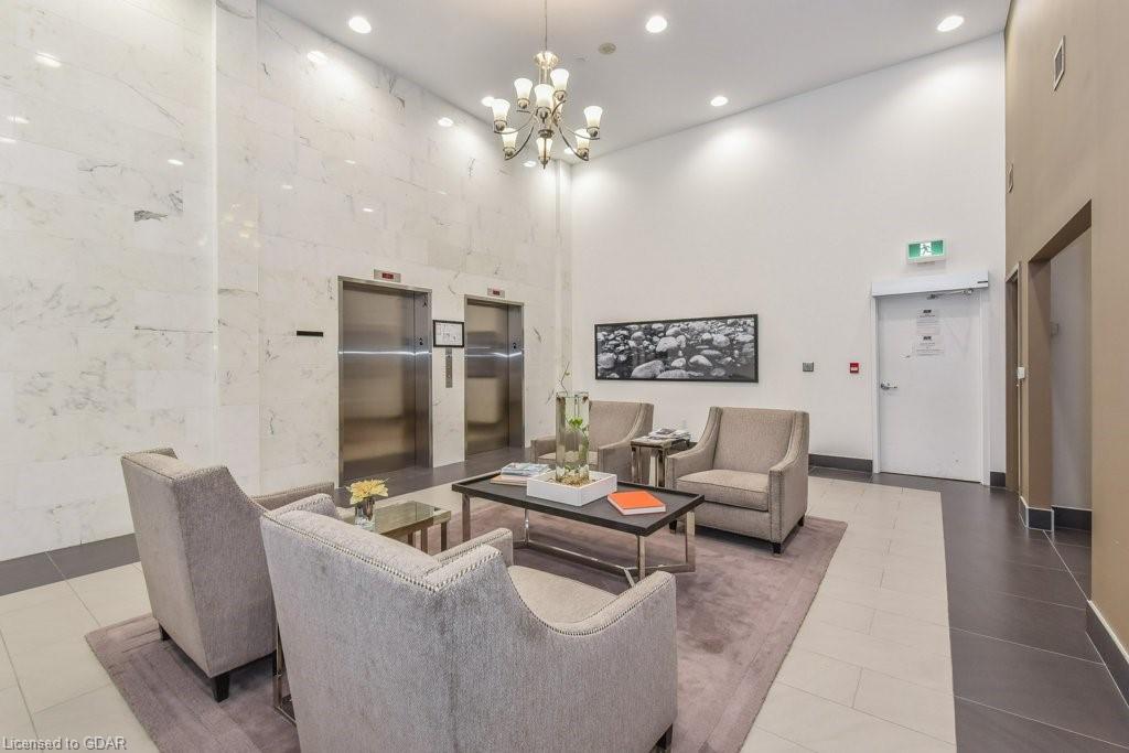 150 Wellington Street E, #1105