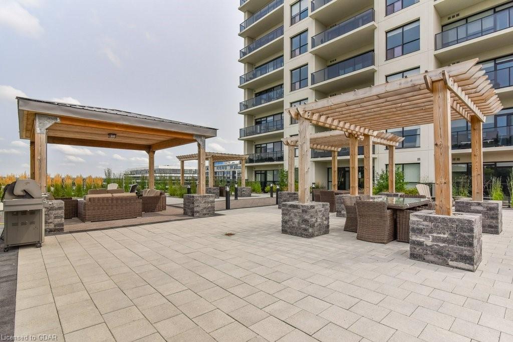 150 Wellington Street E, #1105