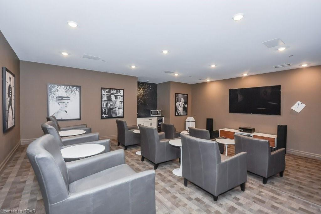150 Wellington Street E, #1105