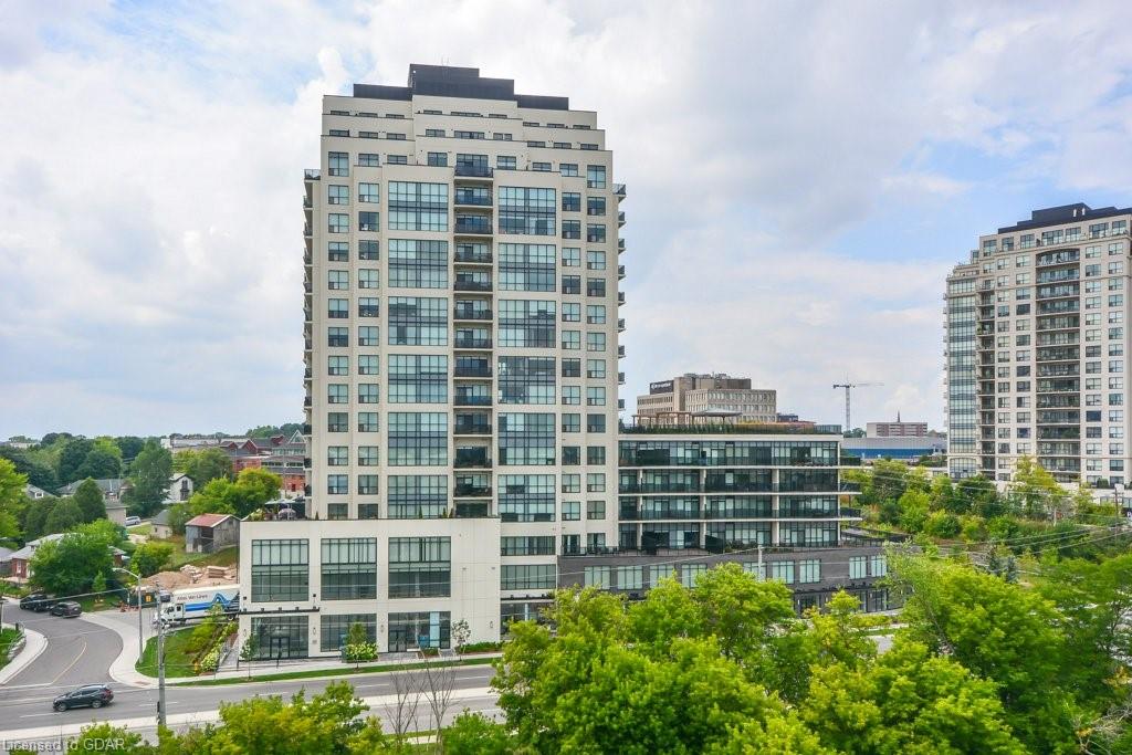 150 Wellington Street E, #1105