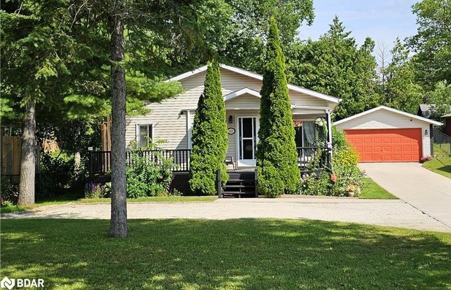 141 River Road E