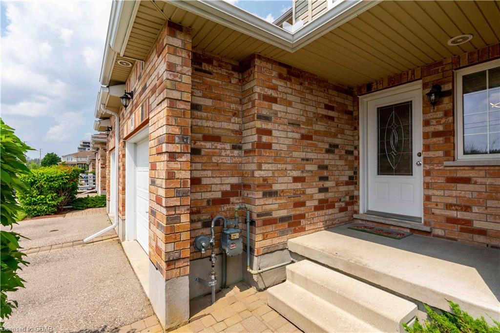 365 Watson Parkway N, #10