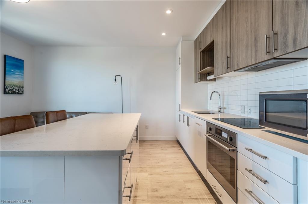 181 King Street S, #1712