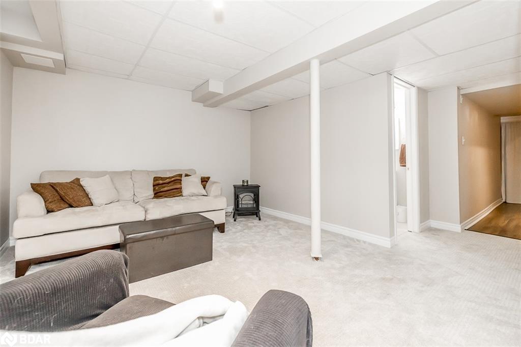 488 Yonge Street, #10