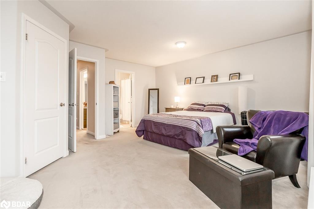 488 Yonge Street, #10