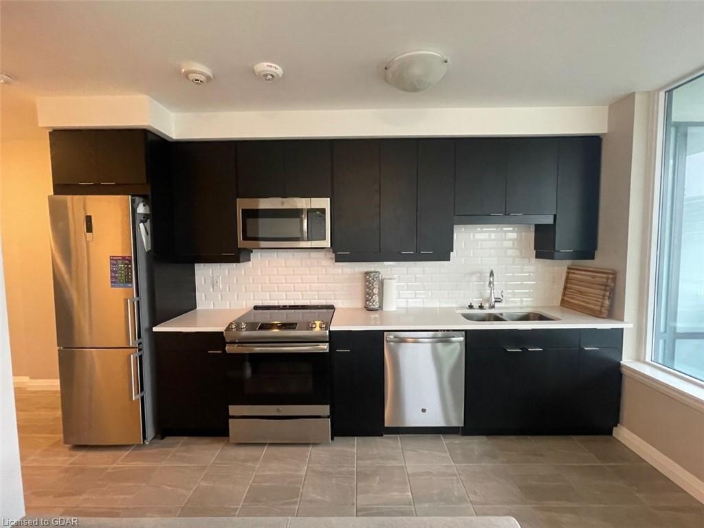63 Arthur Street S, #408