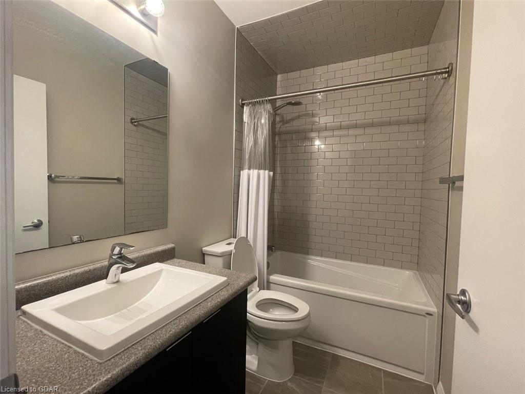 63 Arthur Street S, #408
