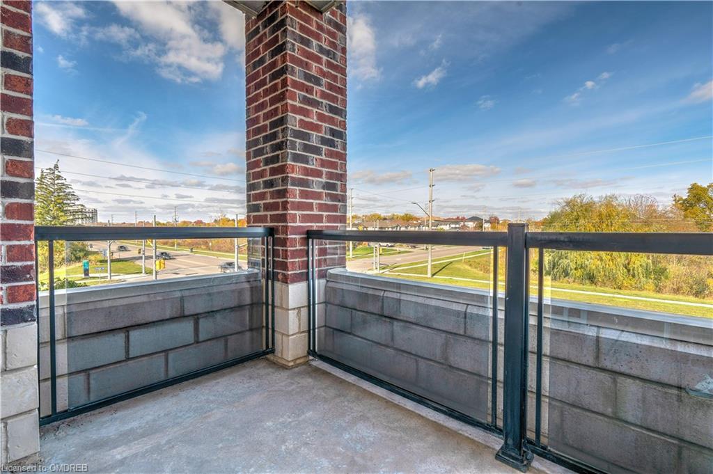 308 Watson Parkway N, #214