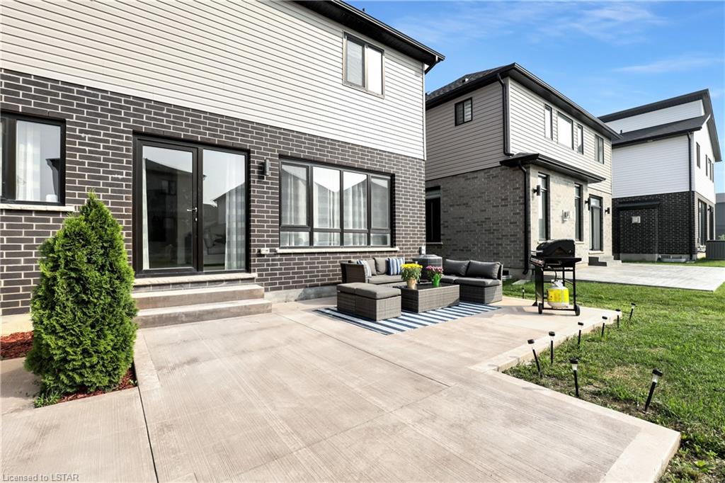 252 Crestview Drive
