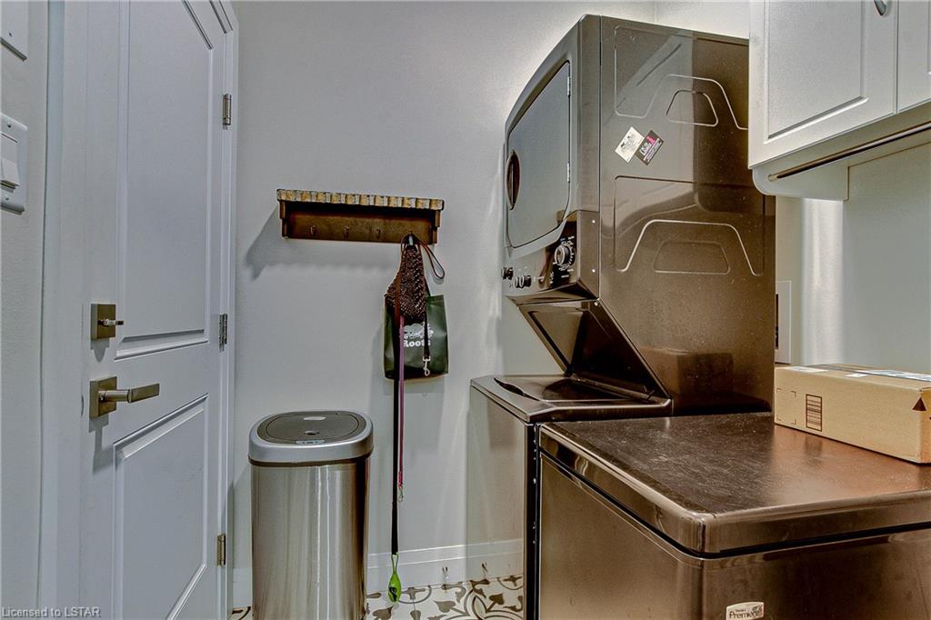 71 Compass Trail