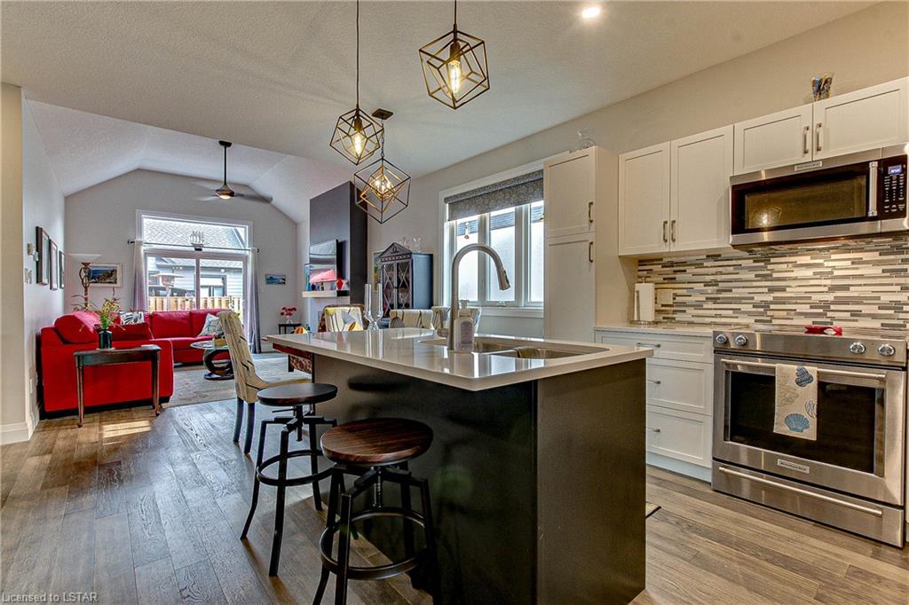 71 Compass Trail