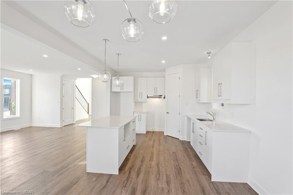 2 Welch Court
