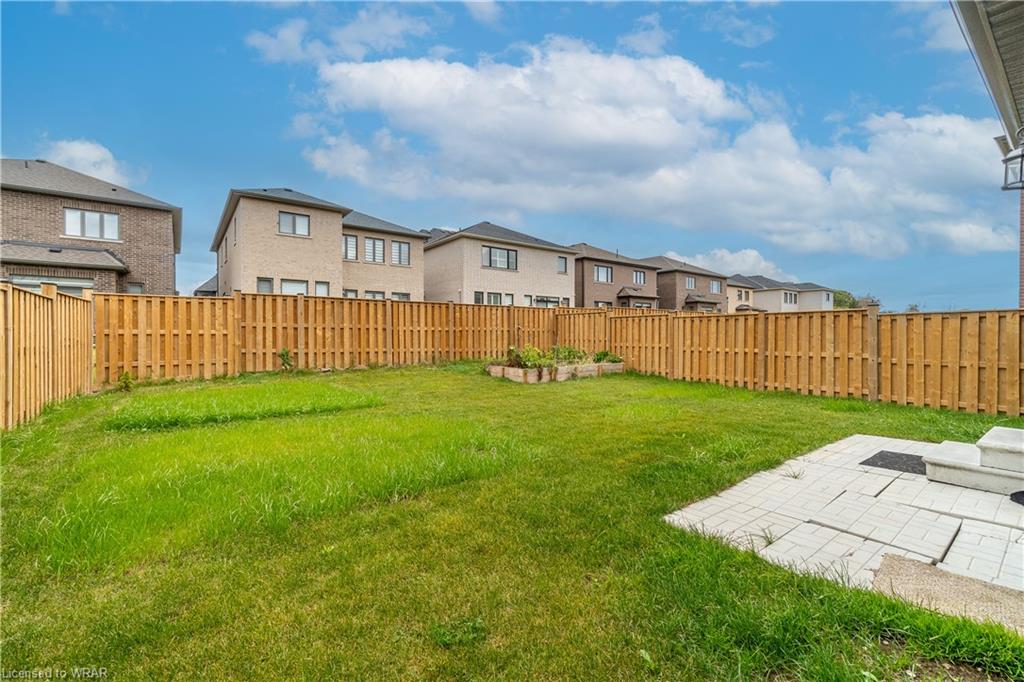 1095 Edinburgh Drive