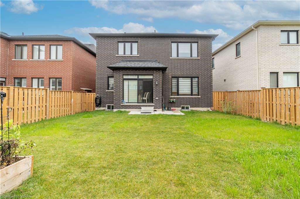 1095 Edinburgh Drive