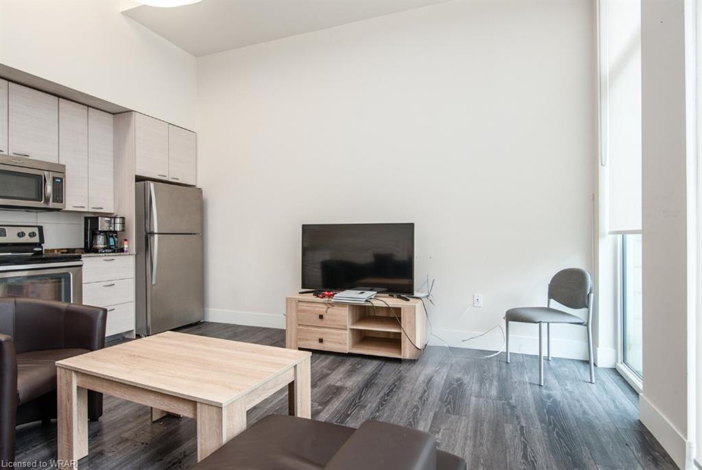 253 Albert Street, #109
