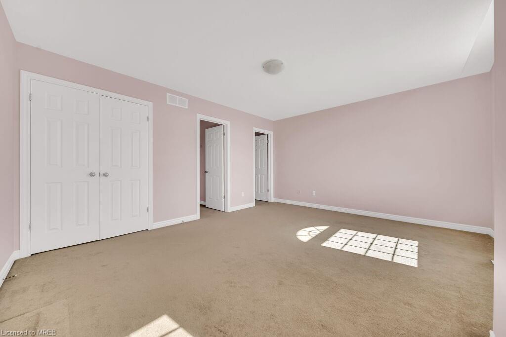31 Vipond Street