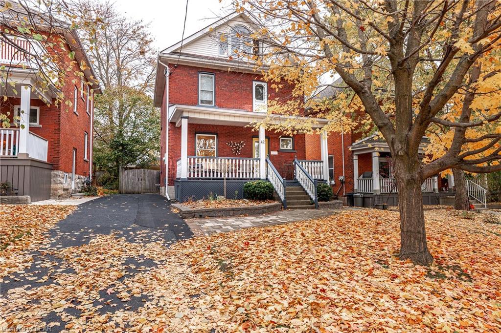 42 Avon Street