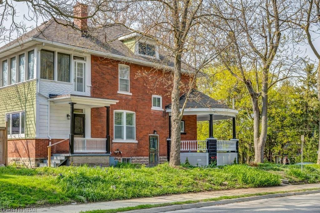 3 Daly Avenue
