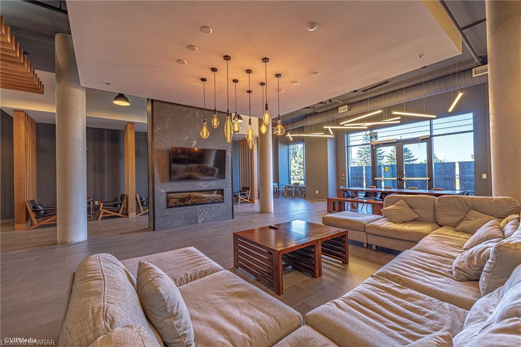 255 Northfield Drive E, #603