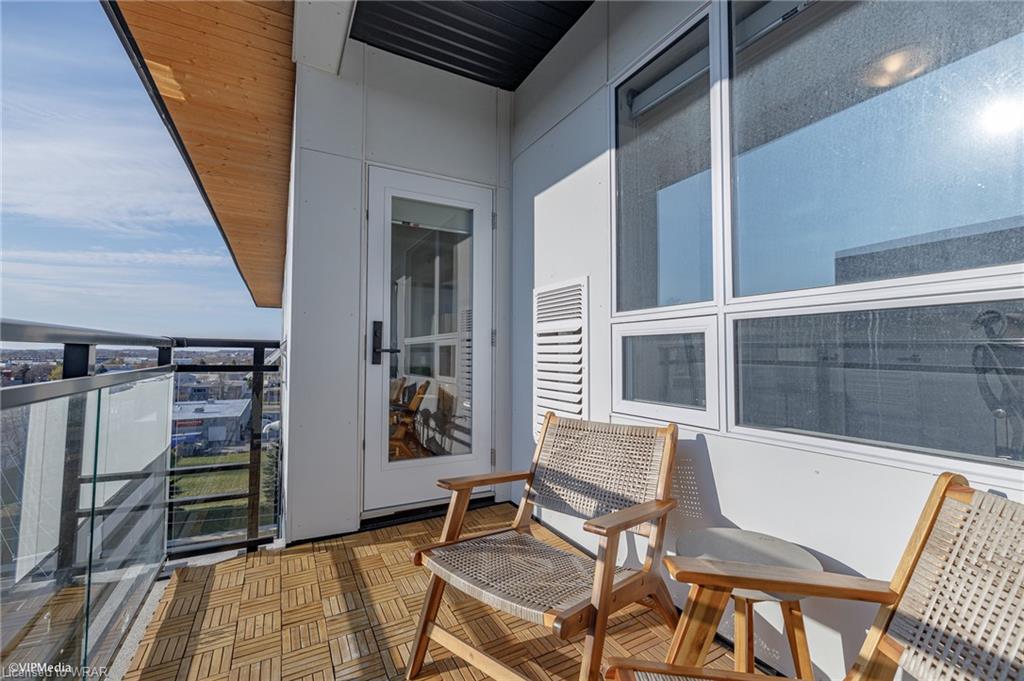 255 Northfield Drive E, #603